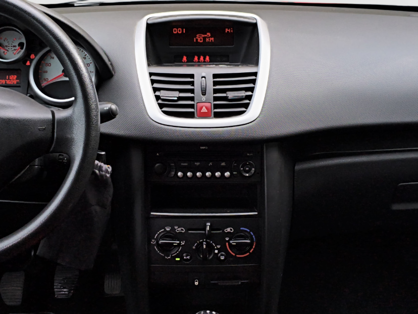 Peugeot 207, 2008
