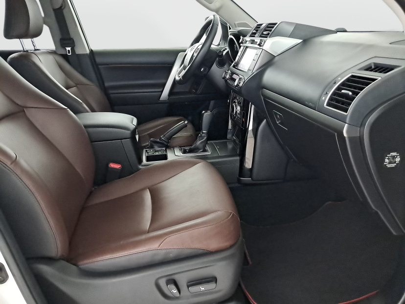 Toyota Land Cruiser, 2016