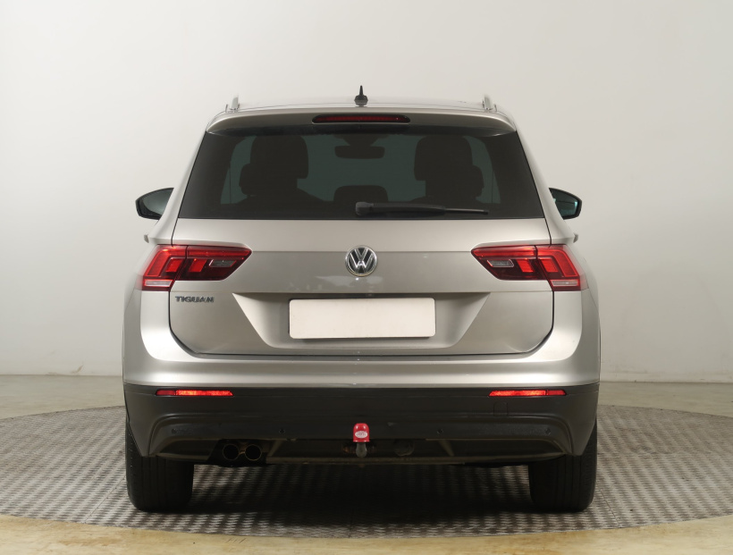 Volkswagen Tiguan, 2020