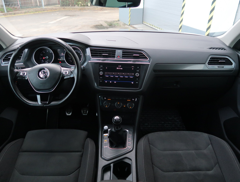 Volkswagen Tiguan, 2020