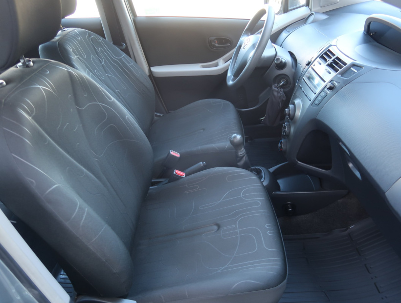 Toyota Yaris, 2010