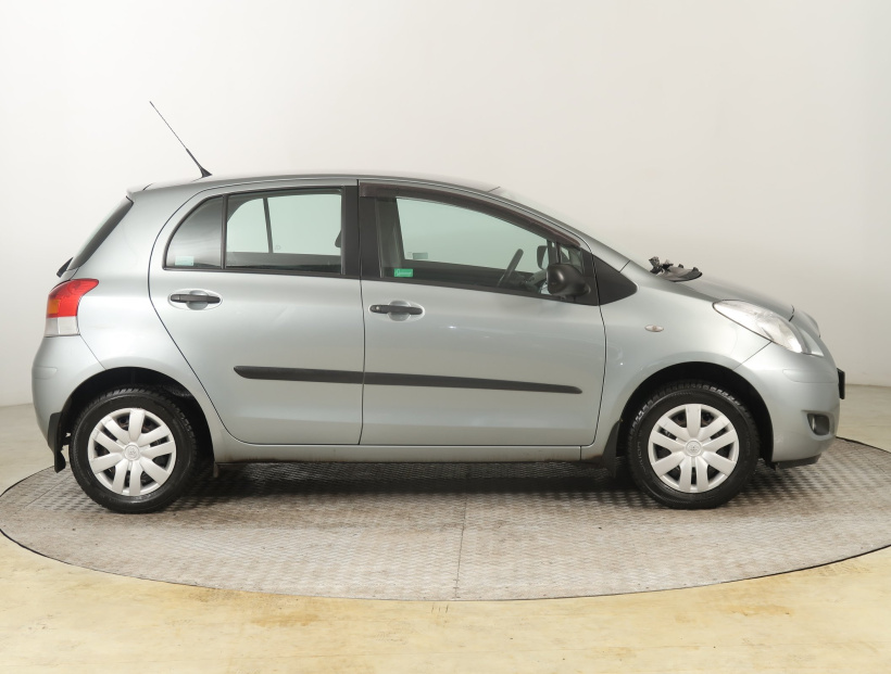 Toyota Yaris, 2010