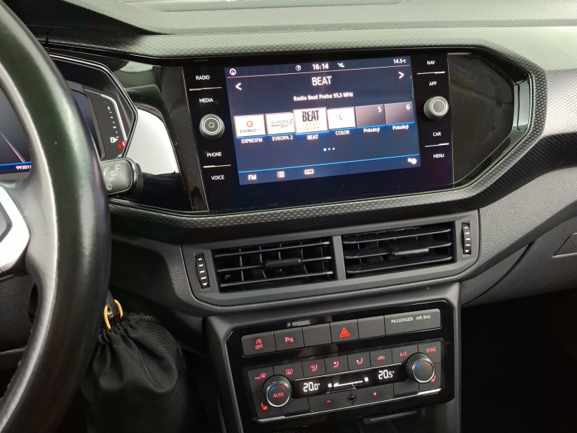 Volkswagen T-Cross, 2019