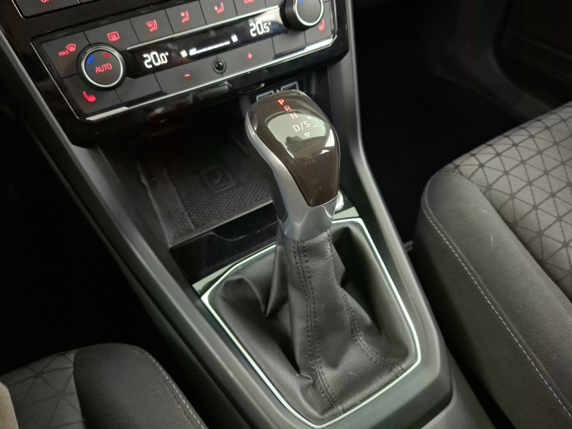 Volkswagen T-Cross, 2019