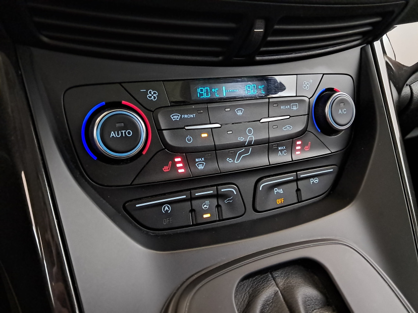 Ford Kuga, 2017