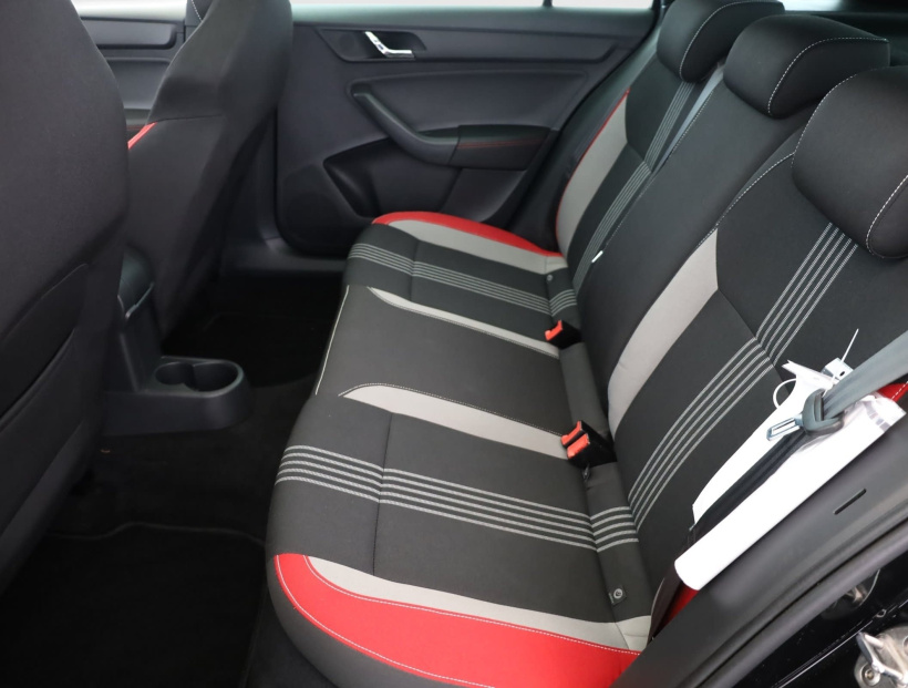 Škoda Rapid Spaceback, 2016
