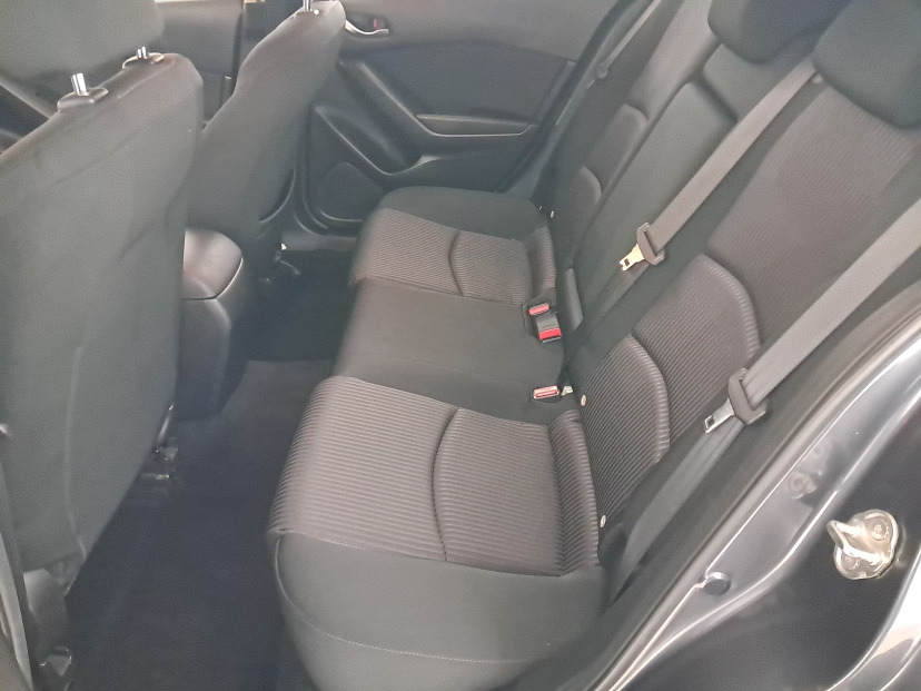 Mazda 3, 2016