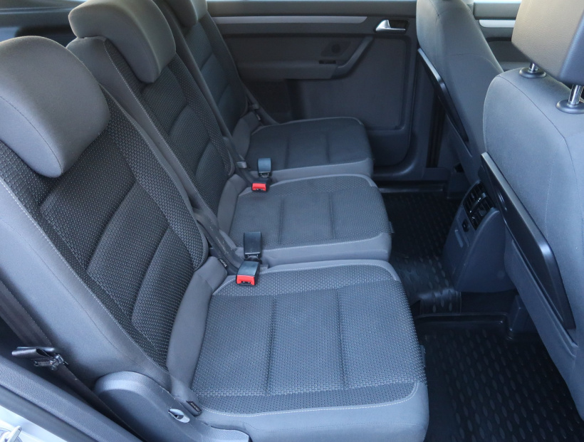 Volkswagen Touran, 2014