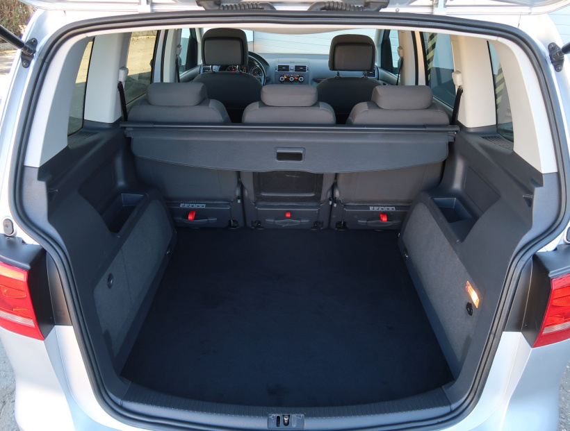 Volkswagen Touran, 2014