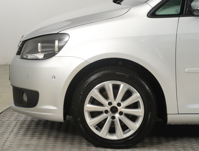 Volkswagen Touran, 2014