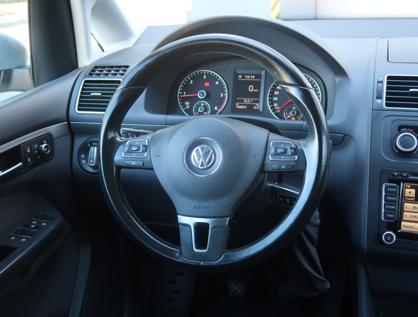 Volkswagen Touran, 2014