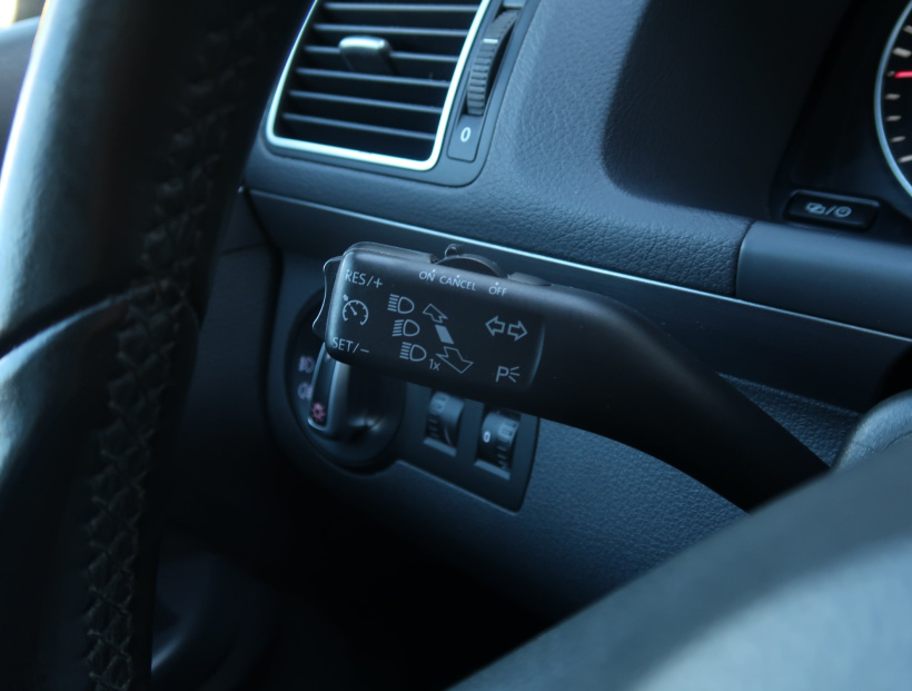 Volkswagen Touran, 2014