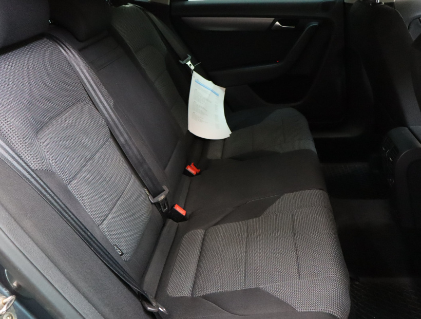 Volkswagen Passat, 2013