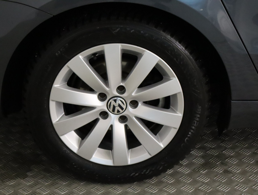 Volkswagen Passat, 2013