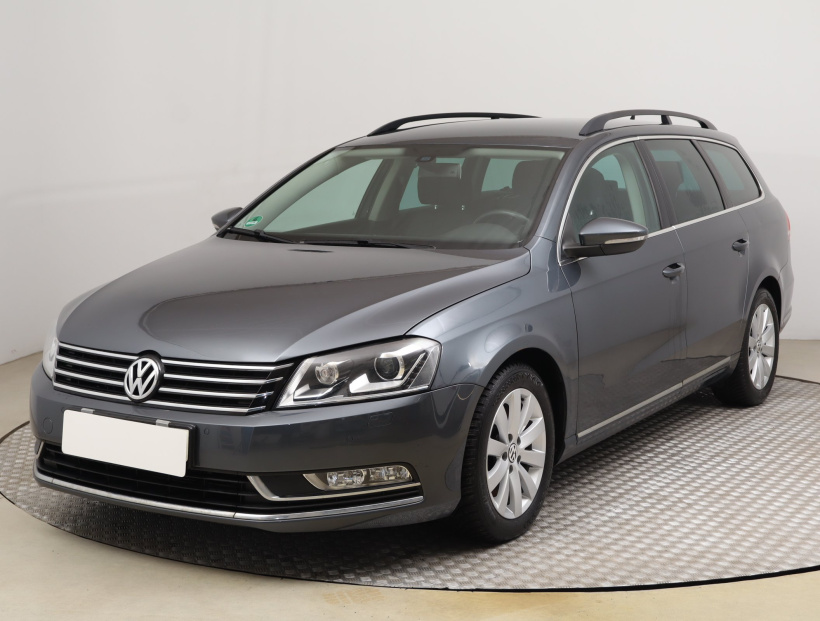 Volkswagen Passat, 2013