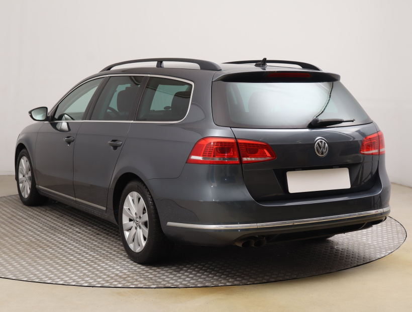 Volkswagen Passat, 2013