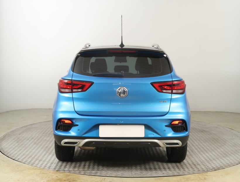 MG ZS SUV, 2022