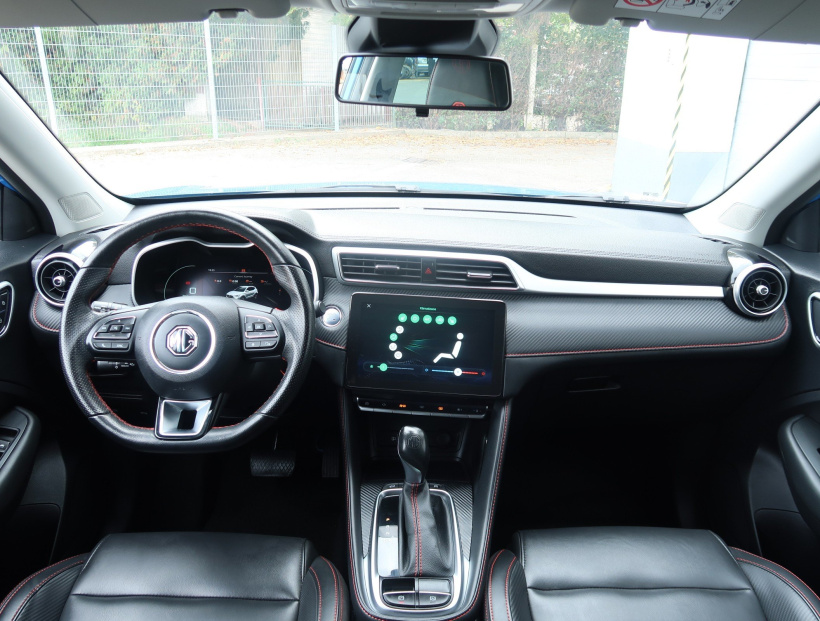 MG ZS SUV, 2022