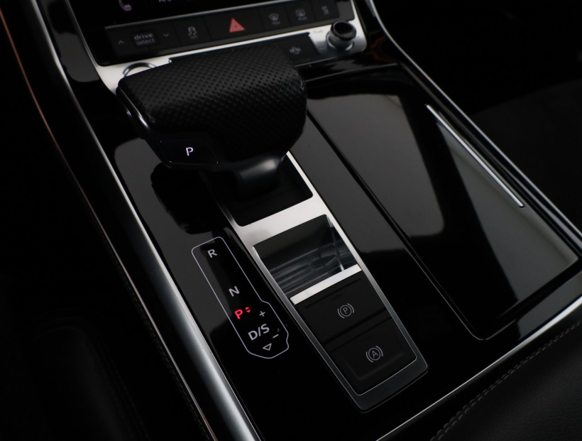 Audi Q8, 2018