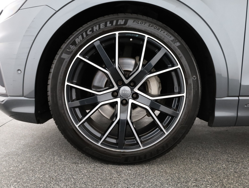 Audi Q8, 2018