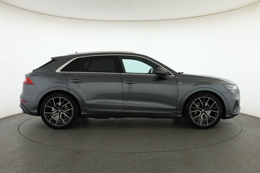 Audi Q8, 2018