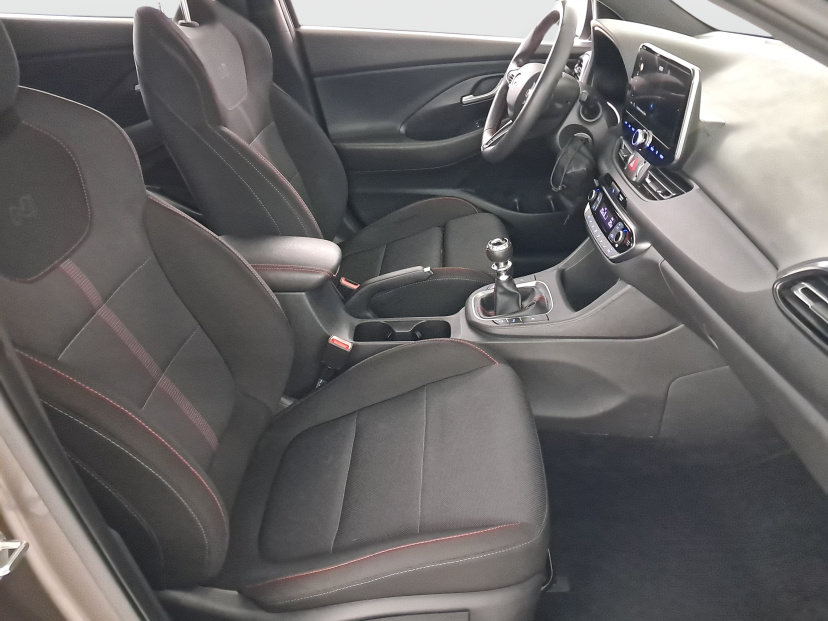Hyundai i30, 2022
