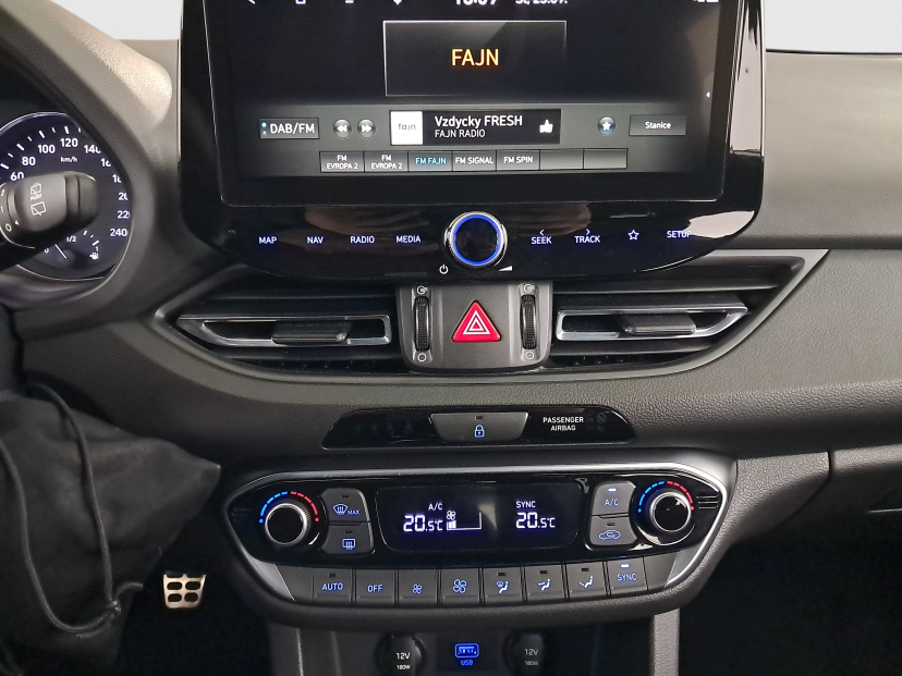 Hyundai i30, 2022