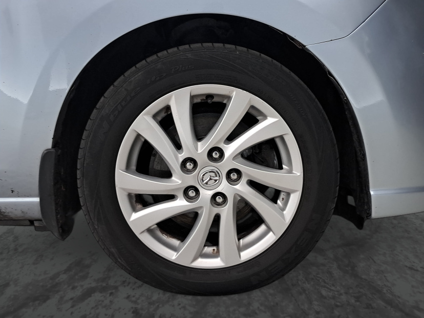 Mazda 5, 2010