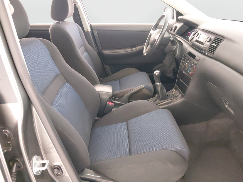Toyota Corolla, 2005
