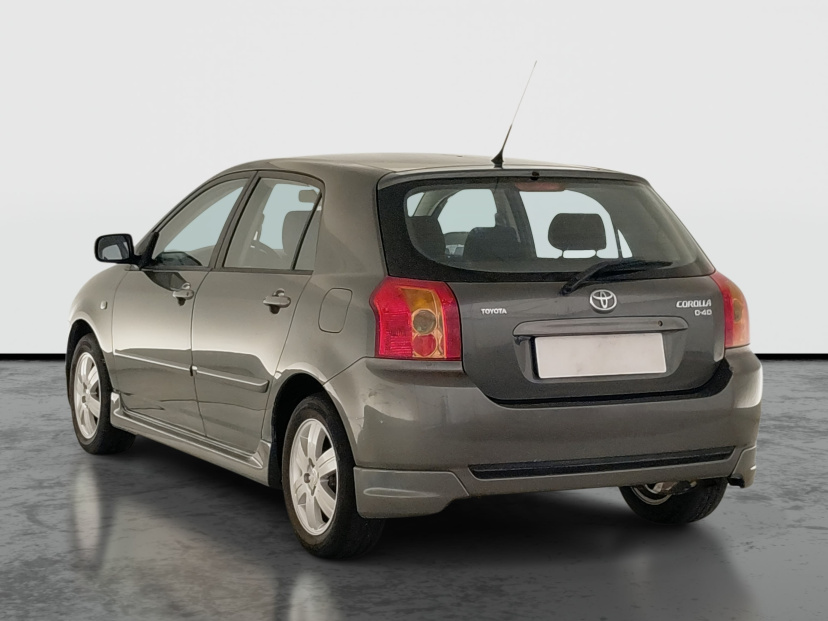 Toyota Corolla, 2005