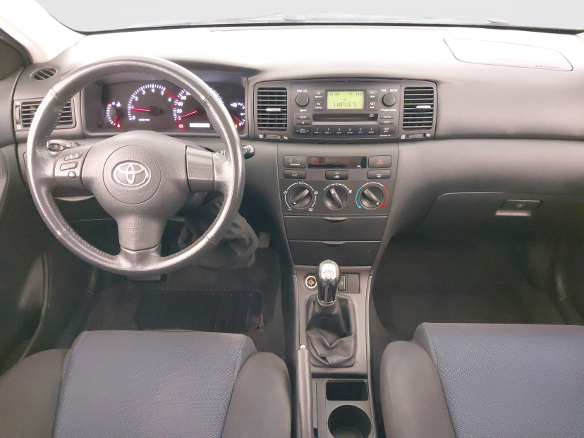 Toyota Corolla, 2005