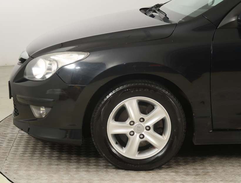 Hyundai i30, 2011