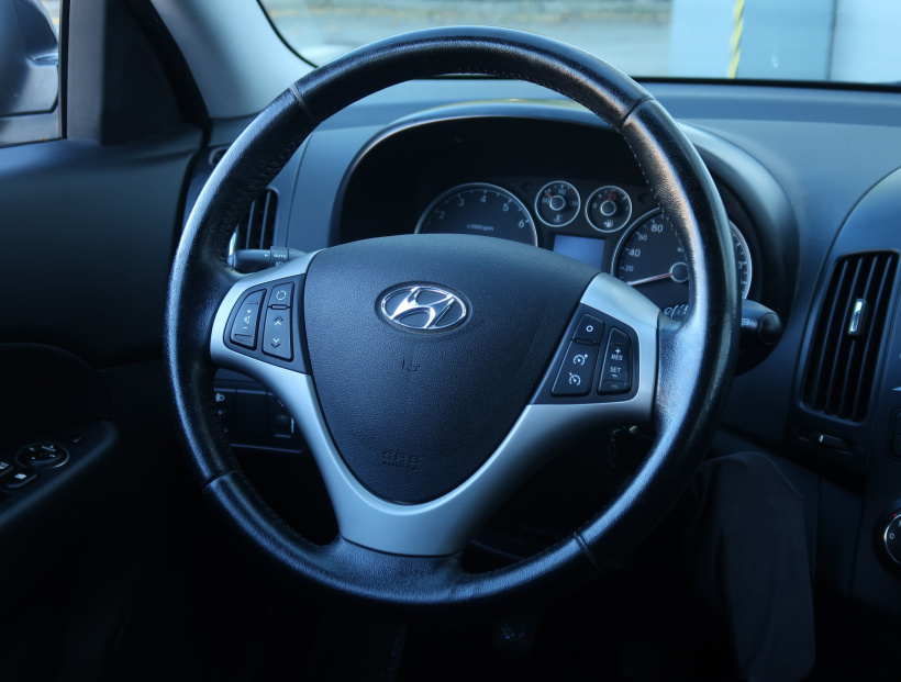 Hyundai i30, 2011