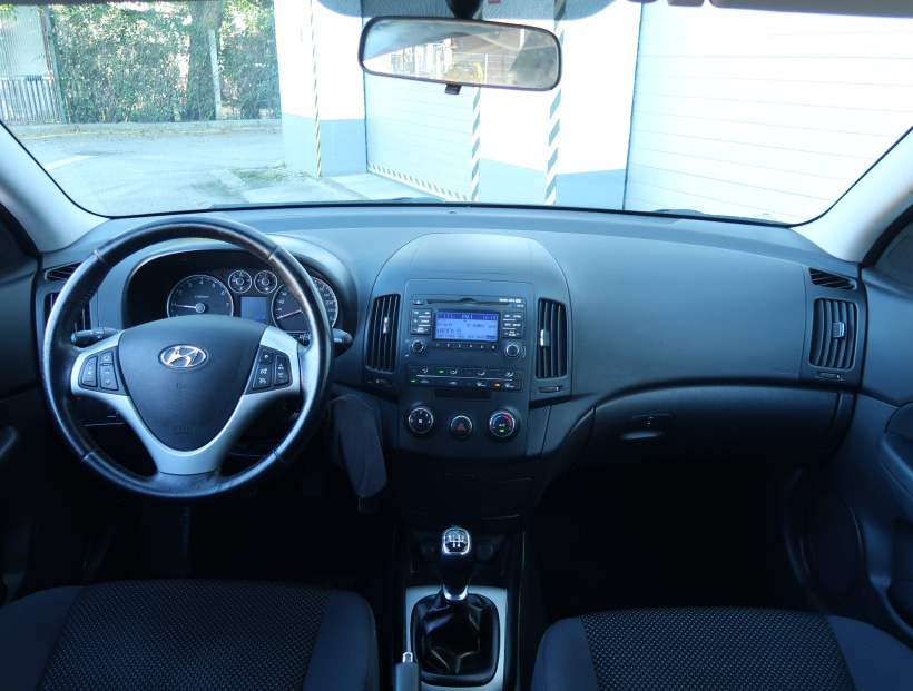 Hyundai i30, 2011