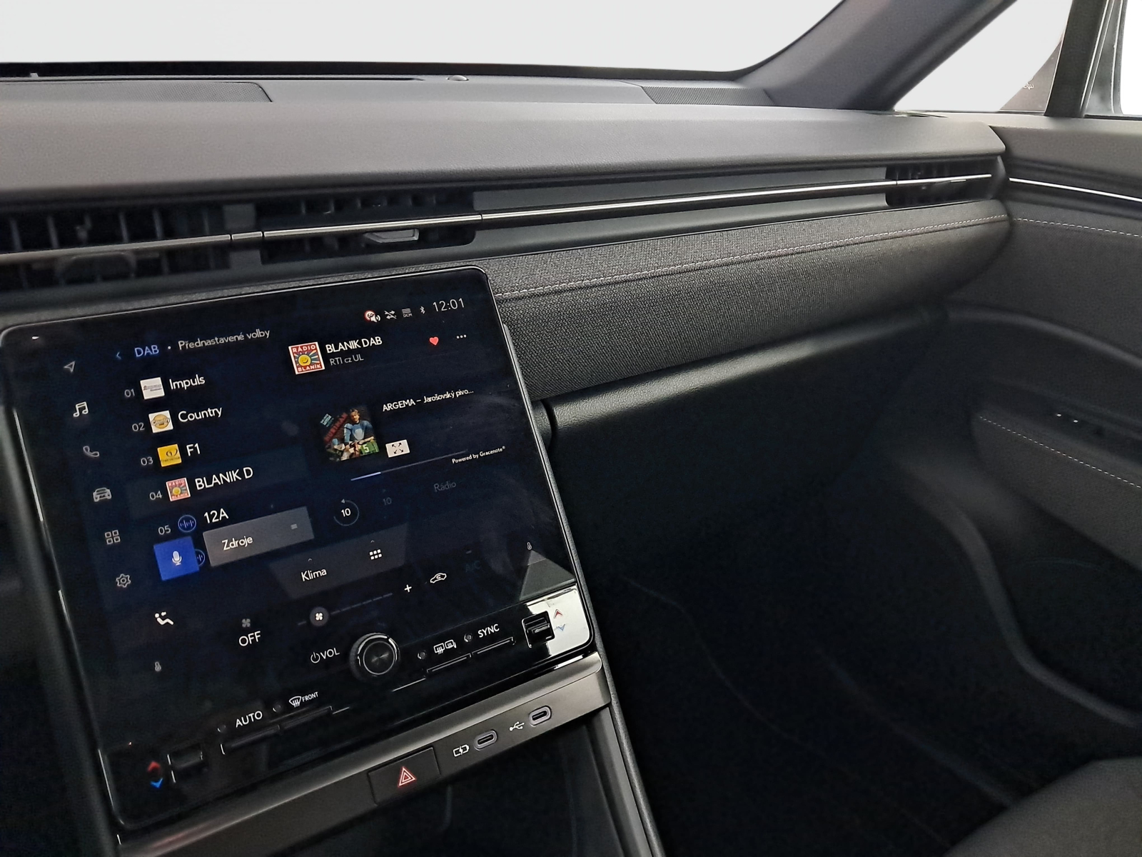 Lexus LBX - 2026