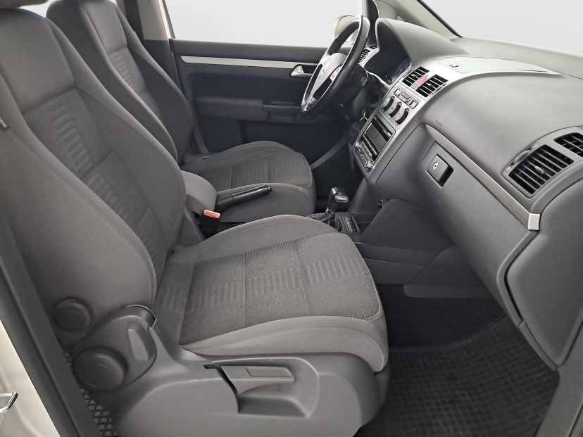 Volkswagen Touran, 2009