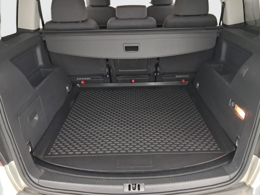 Volkswagen Touran, 2009