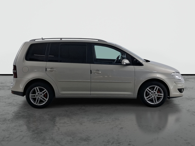 Volkswagen Touran, 2009