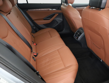 Škoda Superb - 2024
