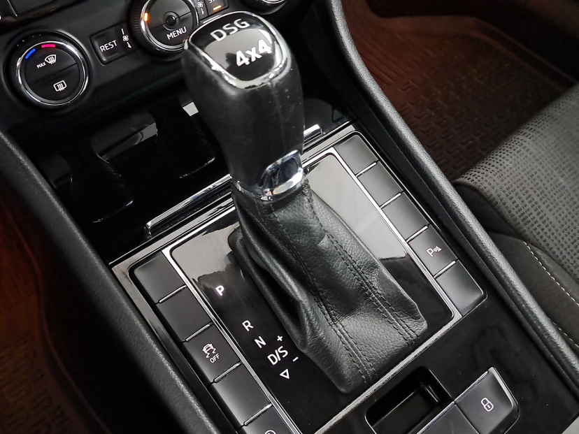 Škoda Superb, 2016