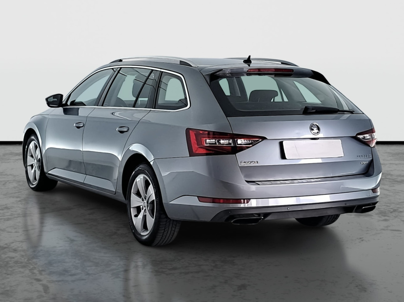 Škoda Superb, 2016