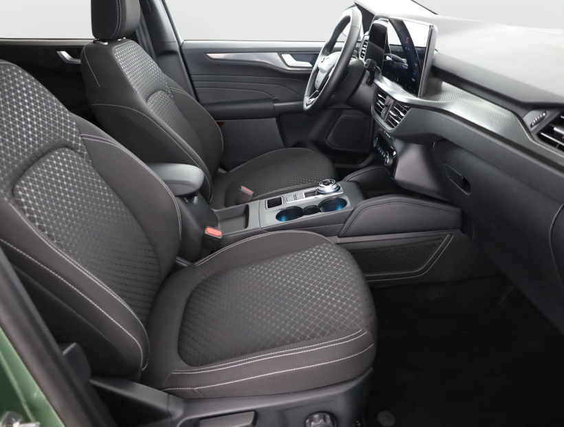 Ford Kuga, 2025