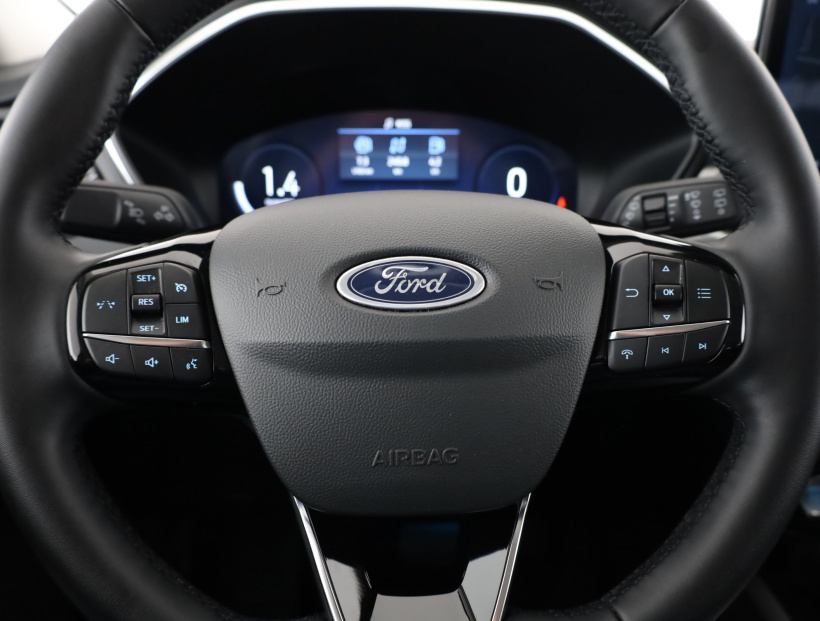 Ford Kuga, 2025