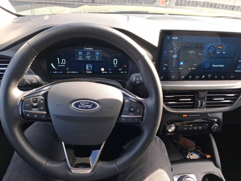 Ford Kuga, 2025