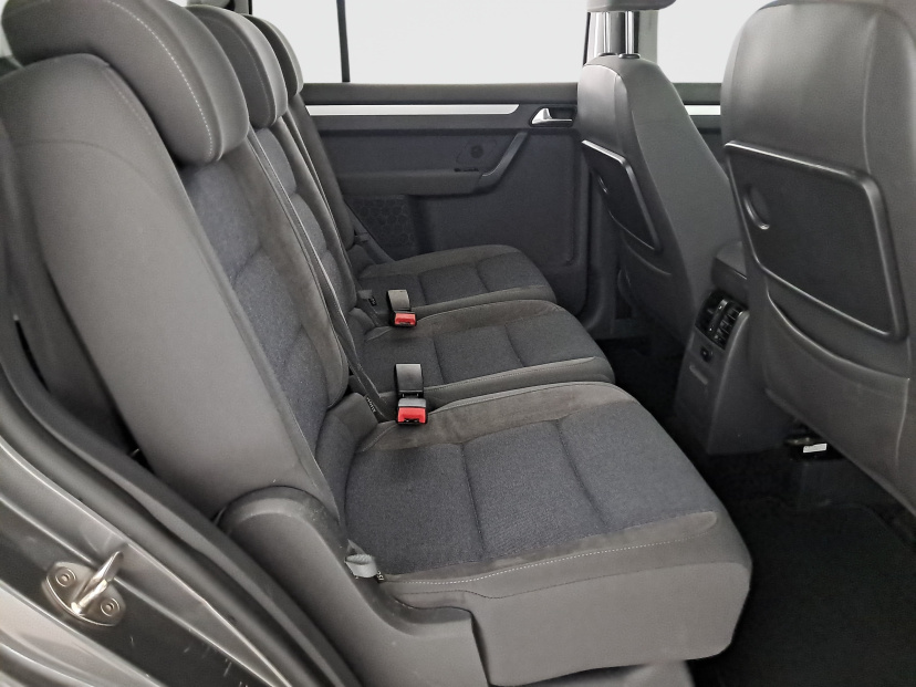 Volkswagen Touran, 2012