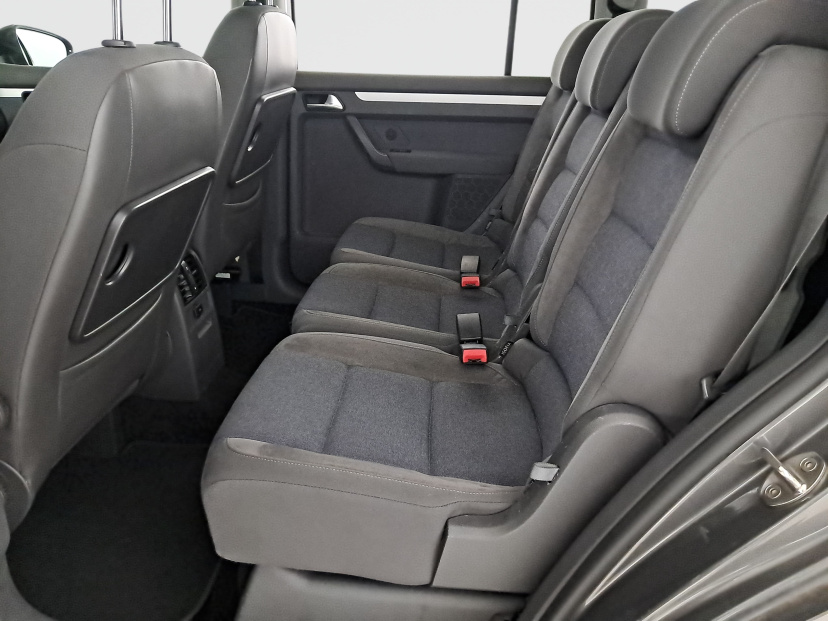 Volkswagen Touran, 2012