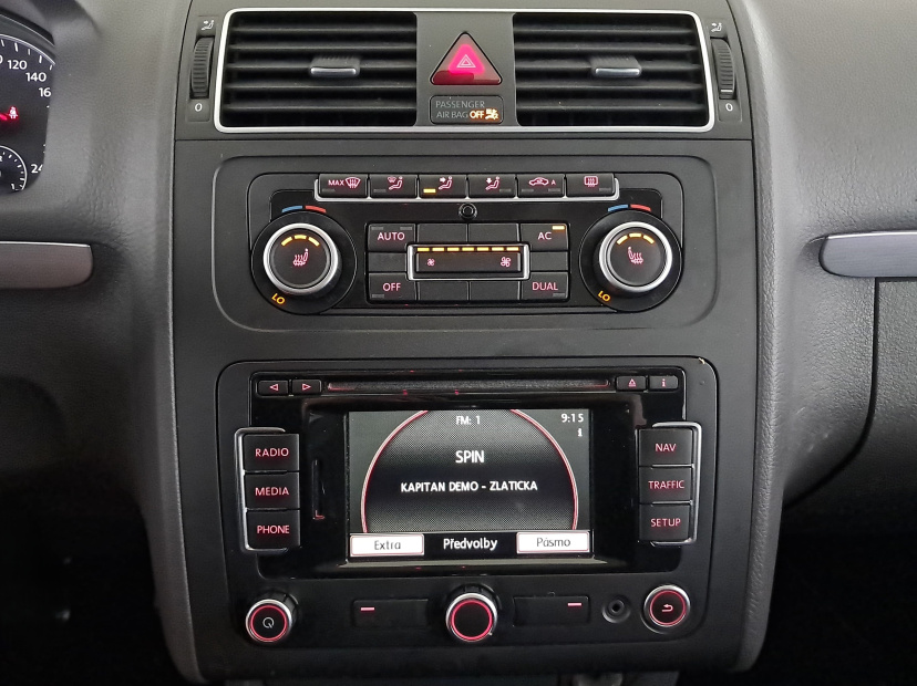 Volkswagen Touran, 2012