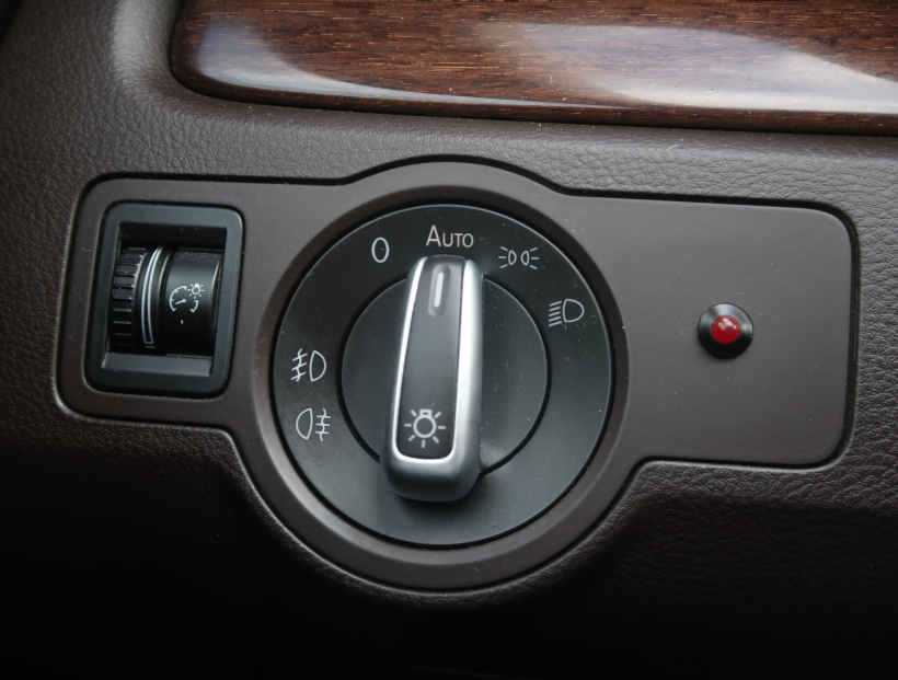Volkswagen Passat, 2012