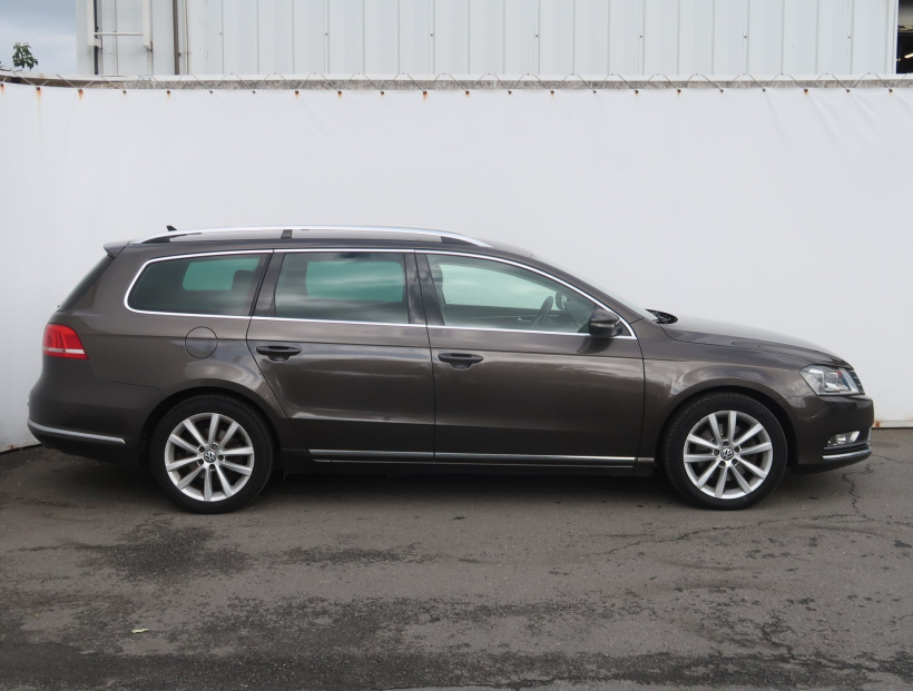 Volkswagen Passat, 2012