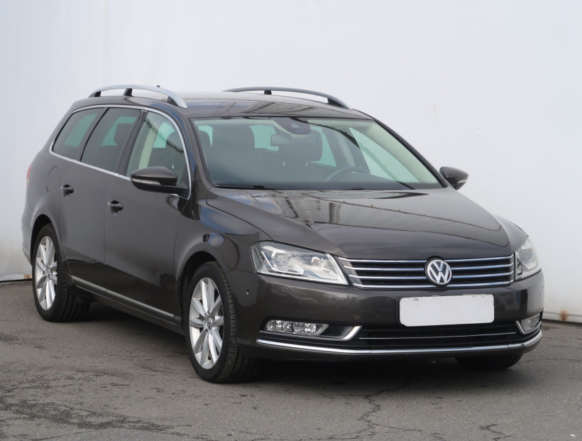 Volkswagen Passat, 2012